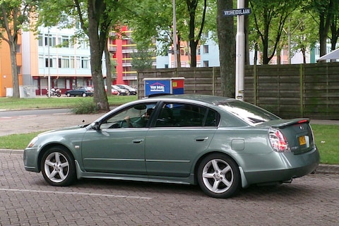 In het wild: Nissan Altima