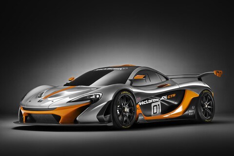 McLaren P1 GTR breekt los van ketenen