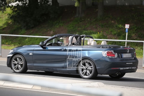 BMW 2-serie Cabrio met de kap omlaag
