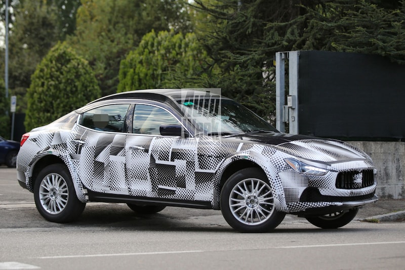 Maserati Levante spyshot