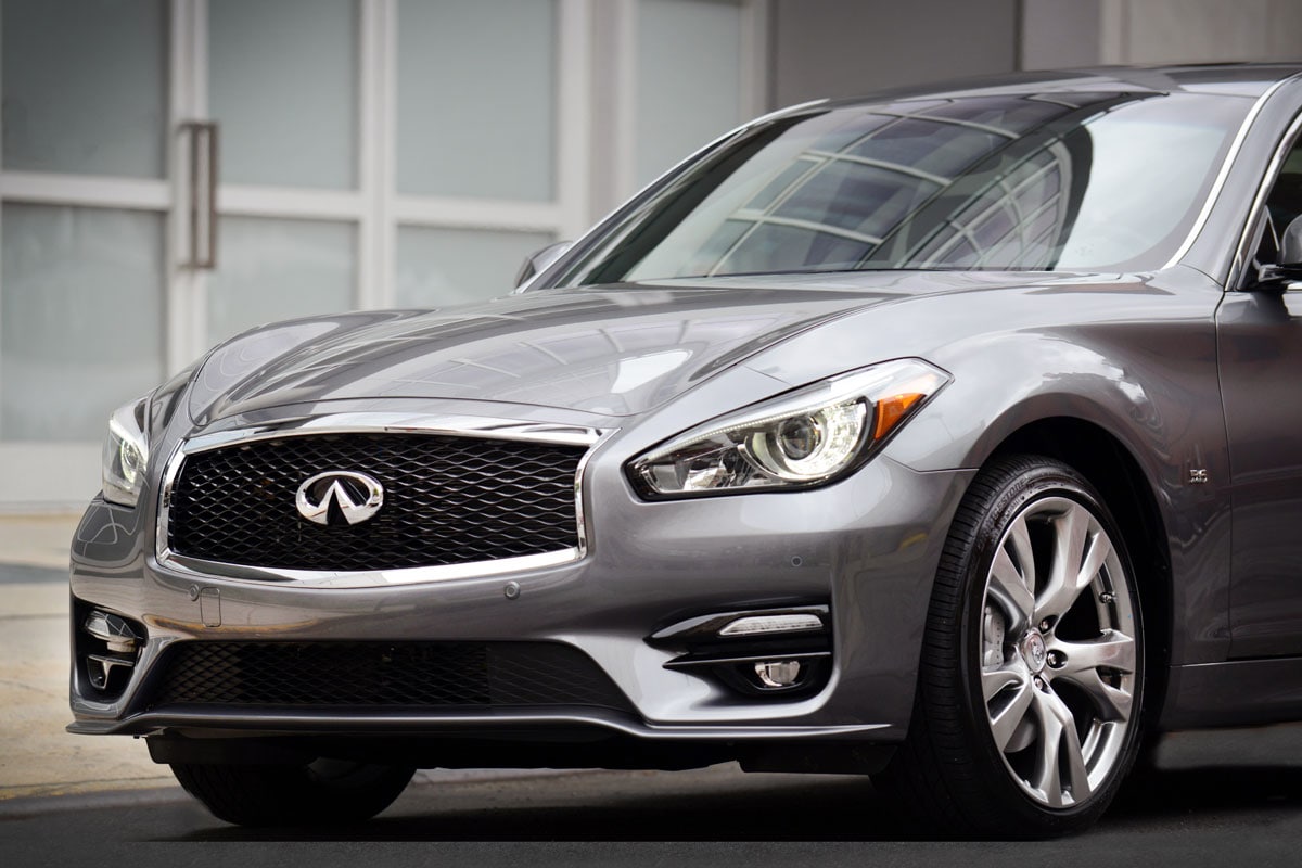 Infiniti Q70