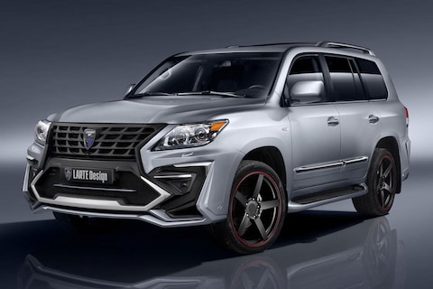 Russisch reptiel: Lexus LX 570 Larte Design