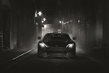 Aston Martin Vanquish Carbon Edition