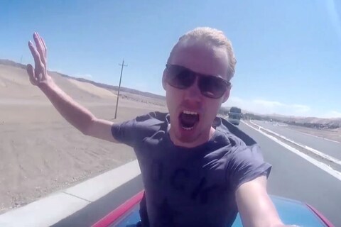 Brand New China deel 4: zandhappen door open dak