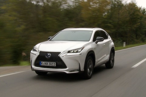 Test: Lexus NX 300h (2014)