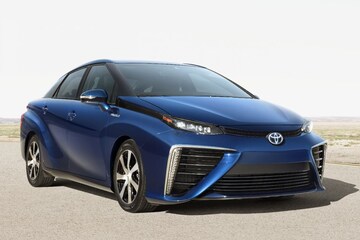 Toyota Fuel Cell Sedan