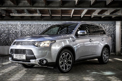 Mitsubishi Outlander PHEV als X-Line