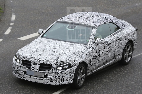 Mercedes C-klasse Cabrio toont stoffen kap