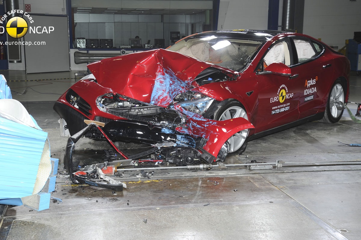 Tesla Model S EuroNCAP crashtest