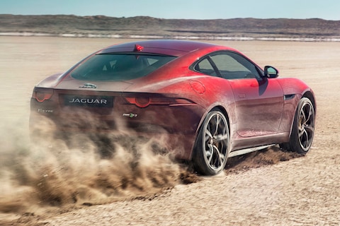Jaguar presenteert F-Type R AWD