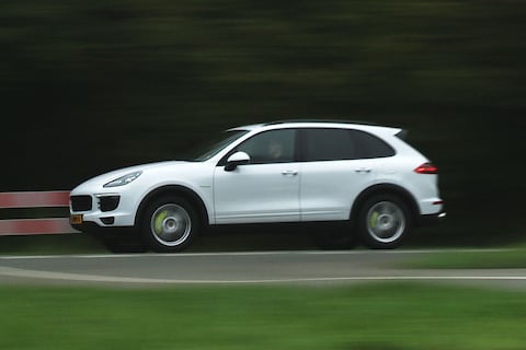 Rij-impressie Porsche Cayenne S E-Hybrid