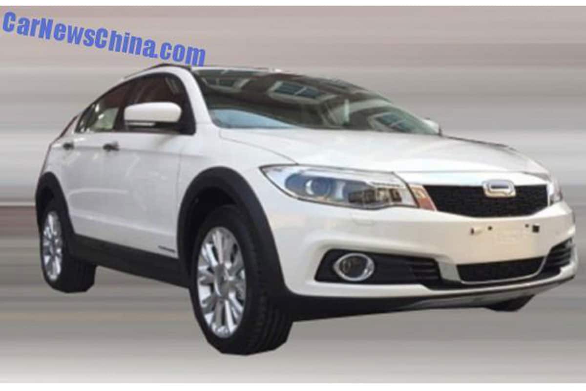 Qoros 3 City SUV 