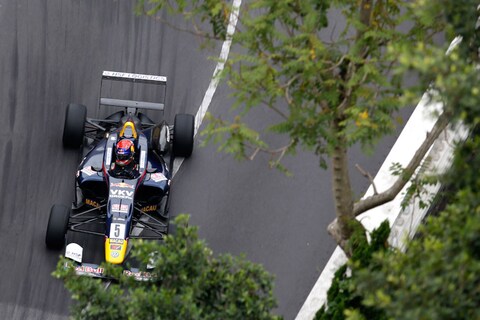 Sterke inhaalrace Max Verstappen in Macau