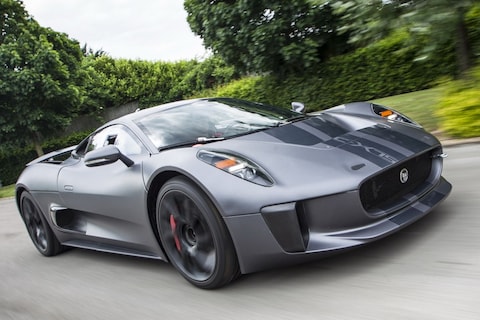'Jaguar C-X75 is slechterik in Bond-film'