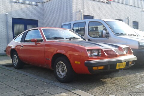 In het wild: Oldsmobile Starfire
