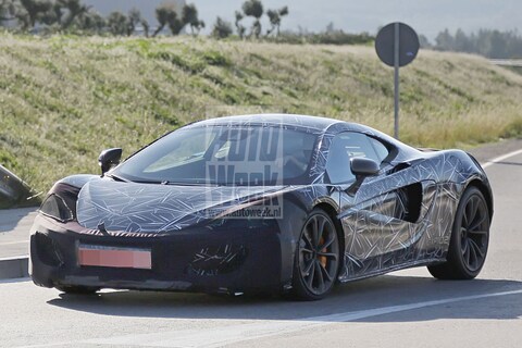 McLaren Sports Series voor het eerst buiten