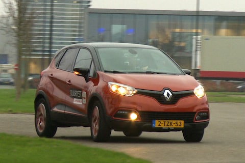 Achteruitkijkspiegel - 'Heerlijk, zo'n suf sedannetje'