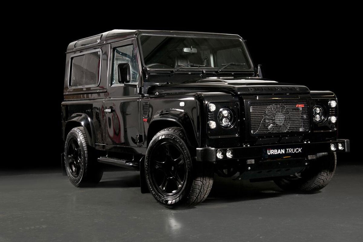 Land Rover Defender Ultimate RS Urban Truck