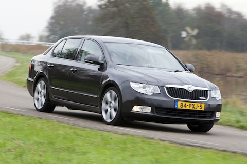Klokje Rond: Skoda Superb 1.6 TDI