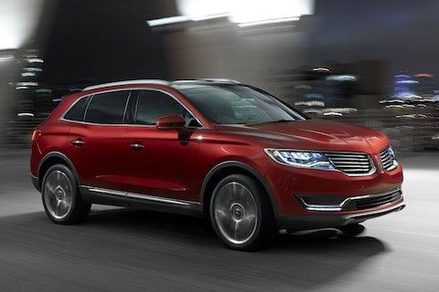 Lincoln hijst MKX in nieuwe jas