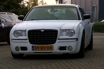 Chrysler 300C Hemi