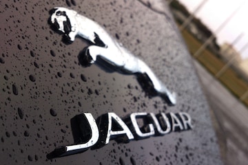 Jaguar logo