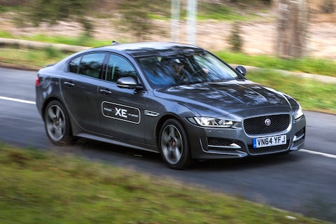 Toen we nog uit konden kijken naar nieuwe Jaguars: XE prototype smaakte goed