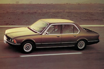 BMW 7-serie E30