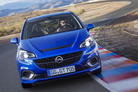 Opel hangt prijskaartje aan Corsa OPC