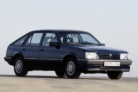 Opel Ascona 1.8i GT