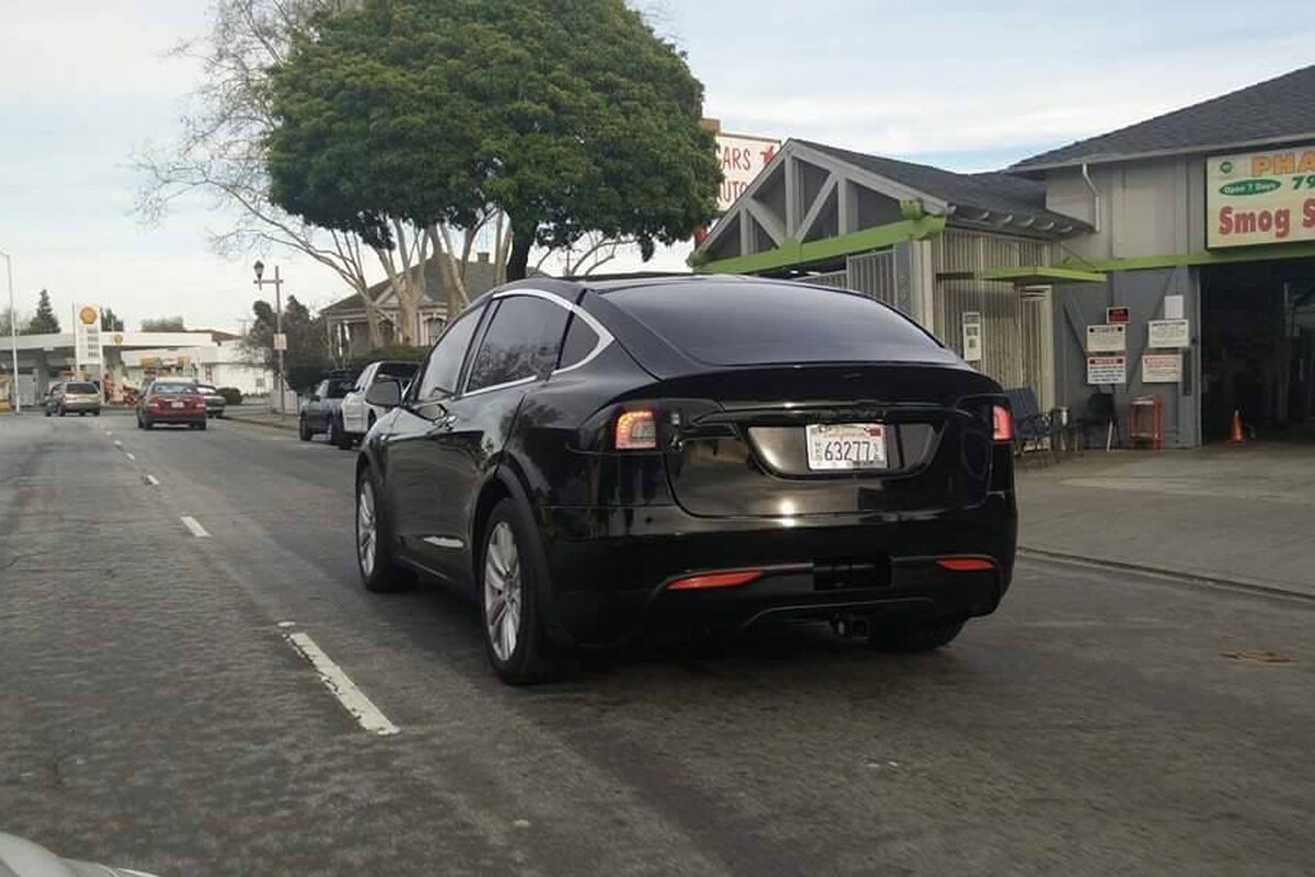 Tesla Model X