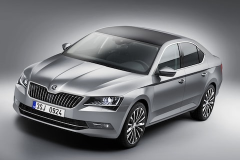 Officieel: Skoda Superb