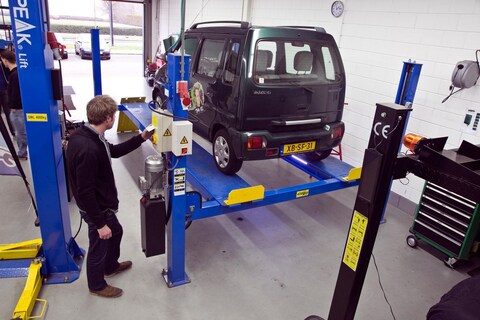 Barrelbrigade - Doe Het Zelf Garage - Nic de Boer