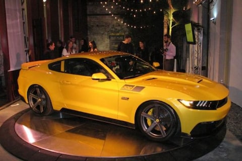 Saleen 302 Black Label lust Hellcats rauw