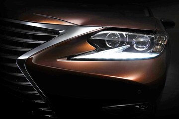 Lexus ES teaser