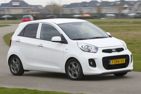 Kia Picanto 5-d 1.0 CVVT Dynamic Line (2015)