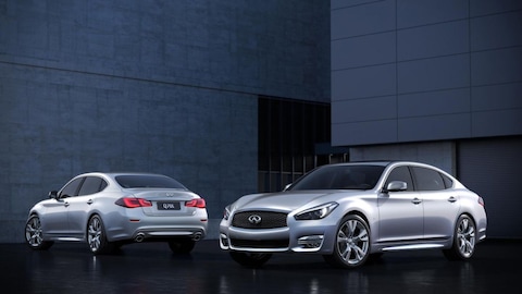 Infiniti Q70L Bespoke Edition: achterin vertoeven