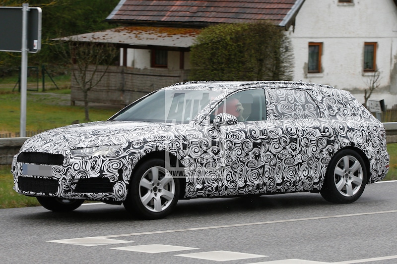 Audi A4 Avant spyshots