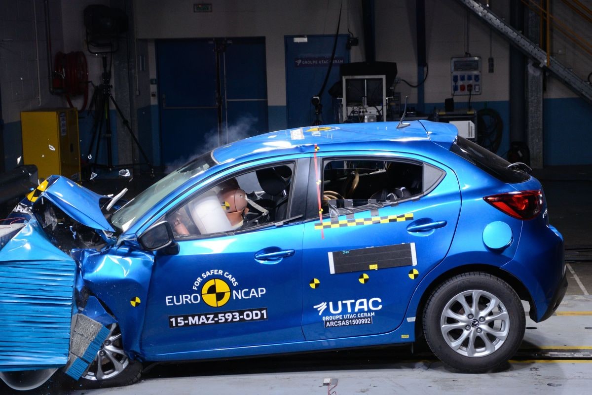 Mazda 2 crashtest EuroNCAP