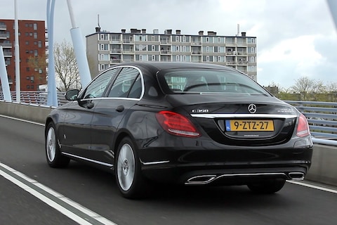 Mercedes-Benz C 350e (2015) - Test