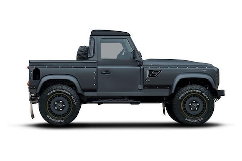 Kahn Design vertimmert Land Rover Defender