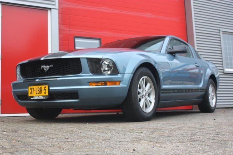 Ford Mustang V6