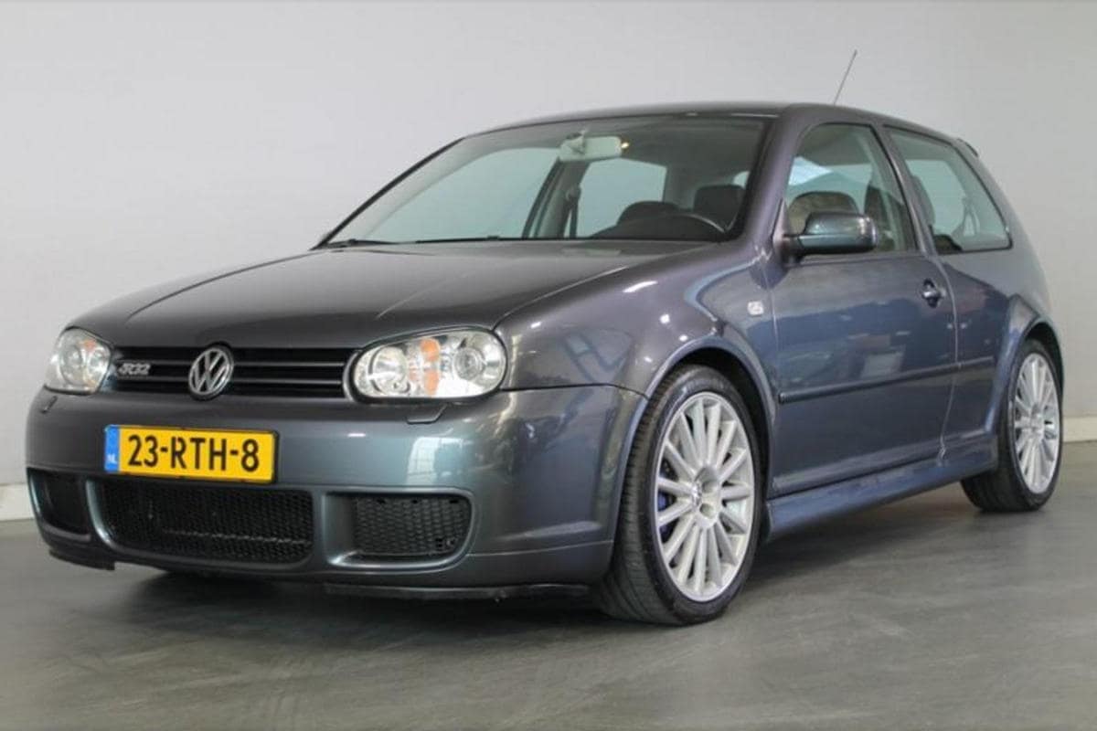 Volkswagen Golf R32