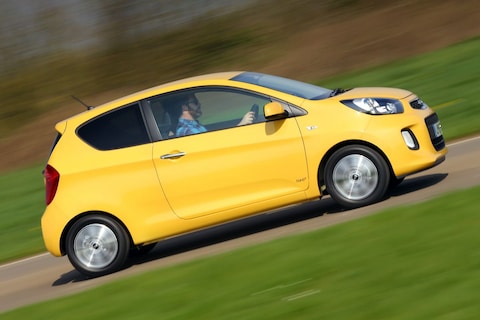 Verkoopdip personenauto's houdt aan in februari