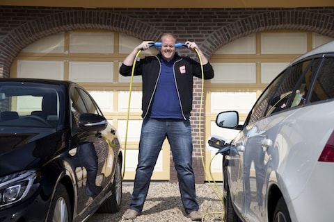 Mercedes C350e - Volvo V60 D6 plug-in