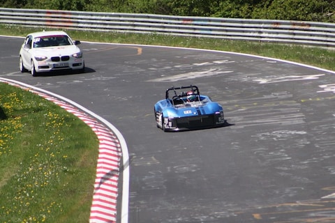 Nederlandse Forze VI zet record op Nordschleife