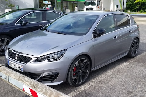 Peugeot 308 GTI naakt betrapt!