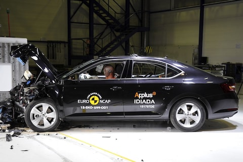 Skoda Superb scoort 5 EuroNCAP-sterren