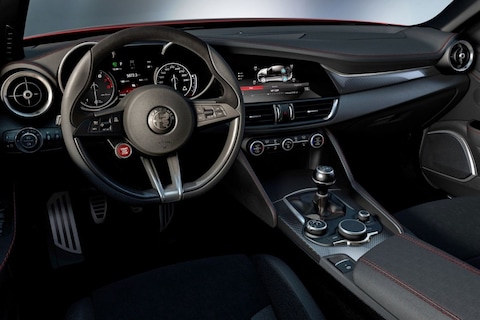 Nu ook het interieur van de Alfa Romeo Giulia!