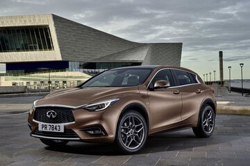 Infiniti Q30